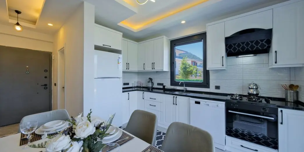 Fitted kitchen